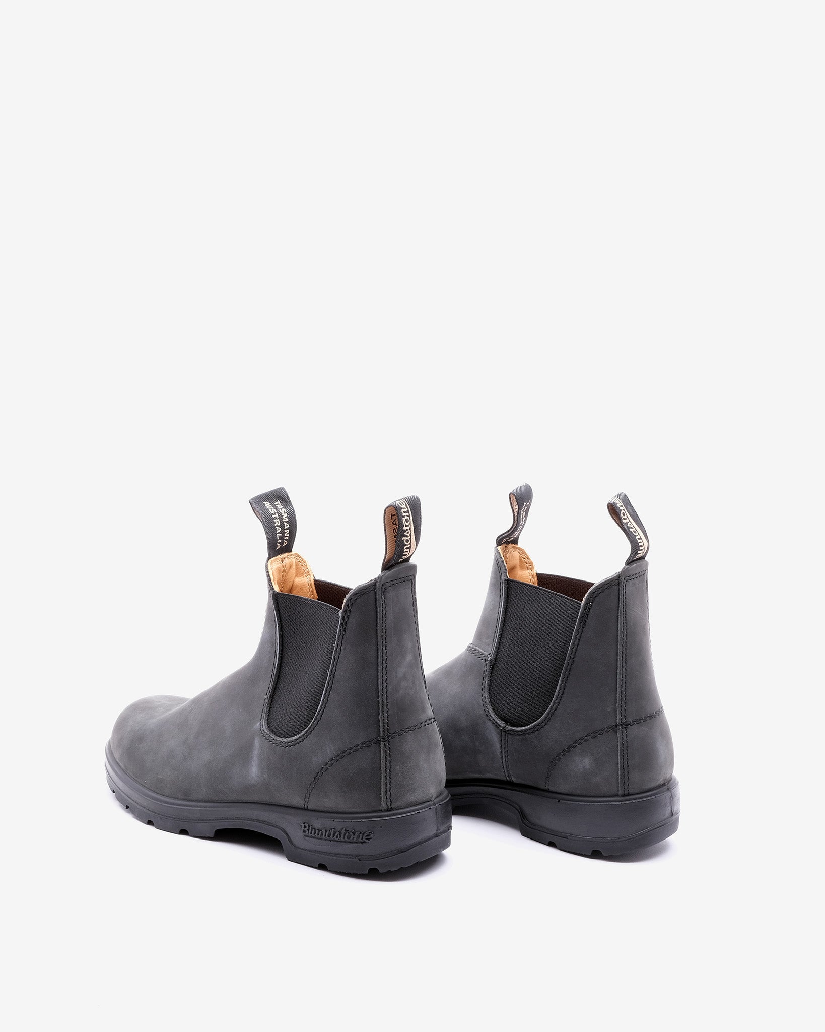 587 Rustic Black Leather Boots