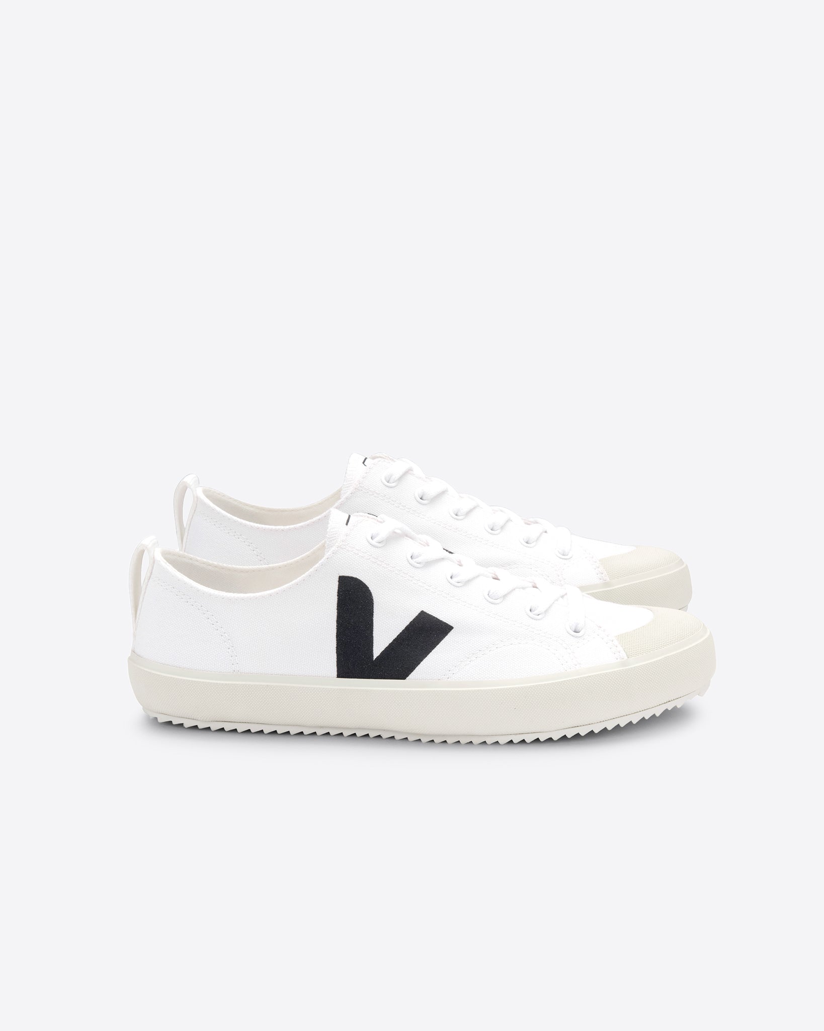 Nova White Black Canvas Sneakers