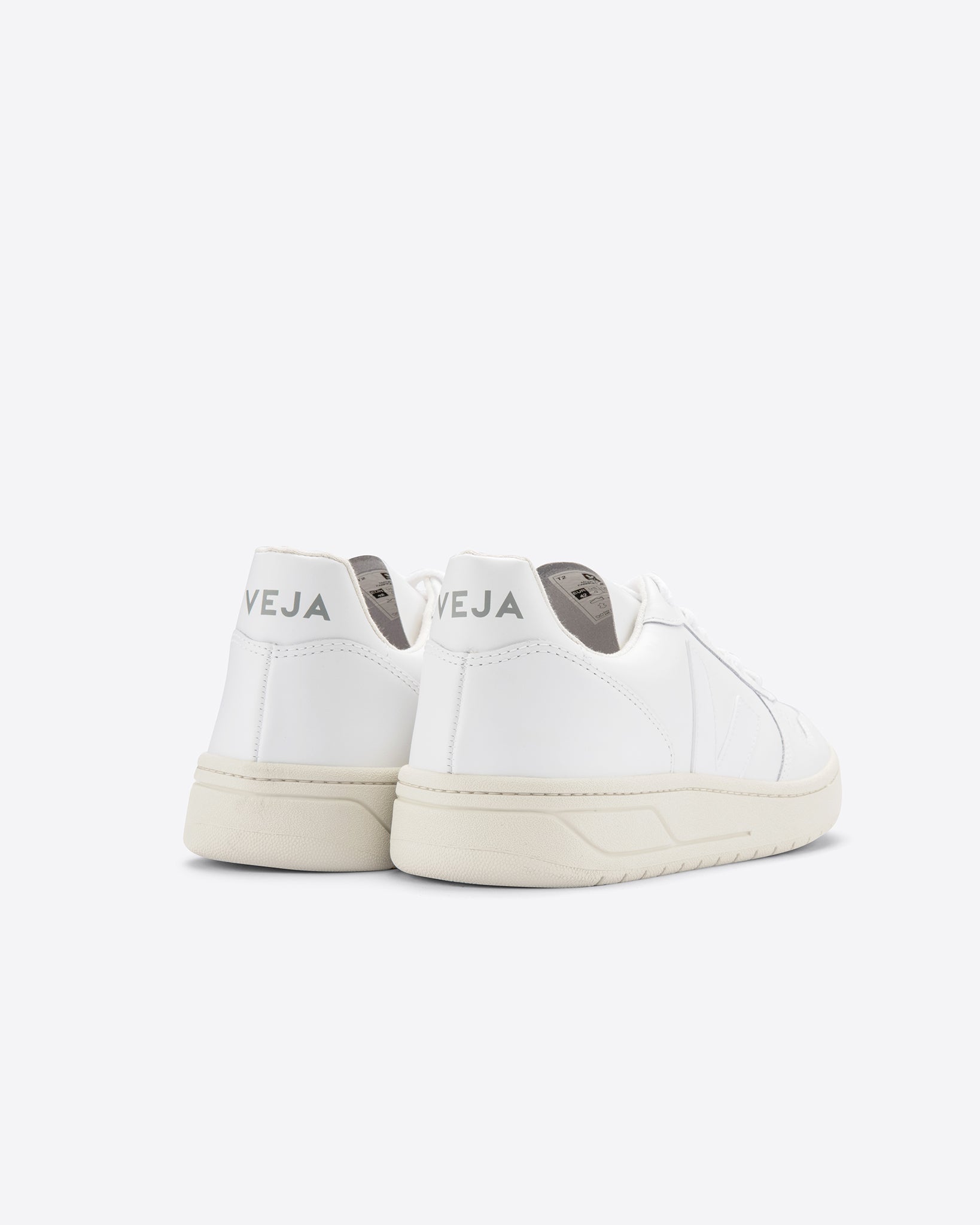 V-10 Extra White Sneakers